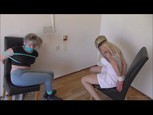 ❤️ Sõltuvuses / seotud ja suukorvistatud / neiu hädas Koduporno at porn et.pornokey.ru ❤